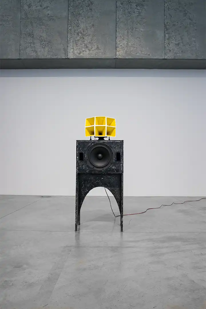 12in woofer & multicell horn speaker